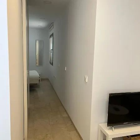 2 Jj E Hijos Conil Sl 콘일데라프론테라