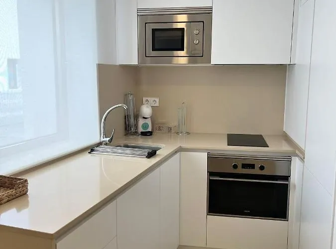 2 Jj E Hijos Conil Sl *